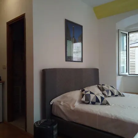 Apartment Roko Makarska