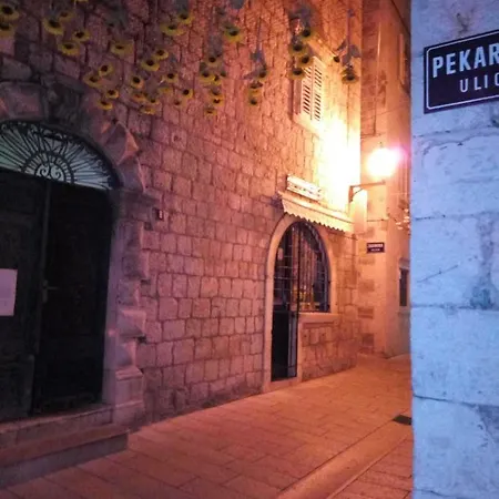 Apartment Roko Makarska